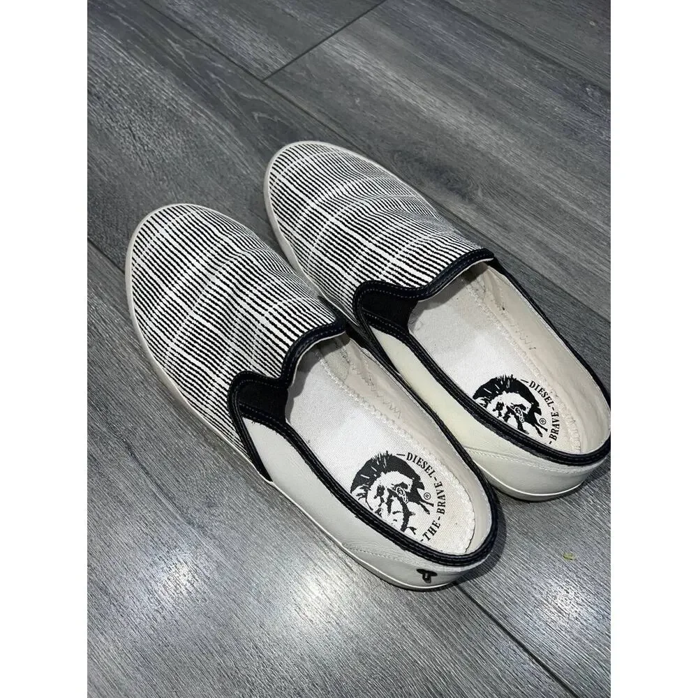 DIESEL Men's White & black striped leather Sneakers Only The Brave 10.5 S000058